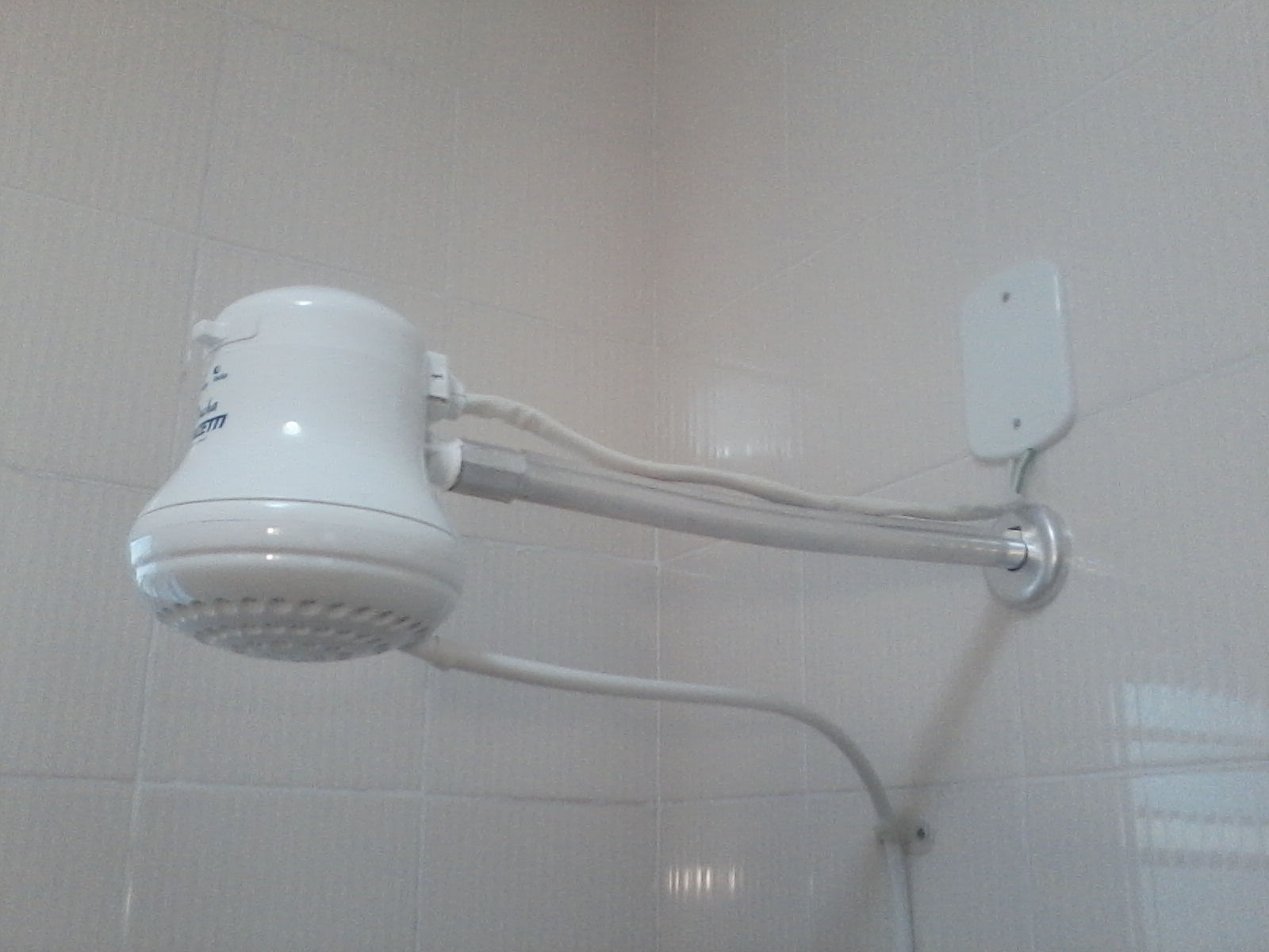 Chuveiro Elétrico em Duque de Caxias: Instalação, Manutenção e Segurança com Eletricista chuveiro eletrico 1