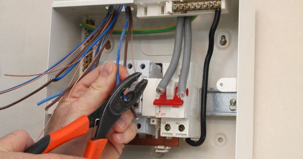 Circuitos e fiações elétricas em Duque de Caxias